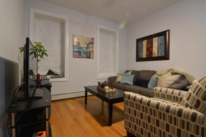 Brooklyn,New York 11207,Past Rentals,1105