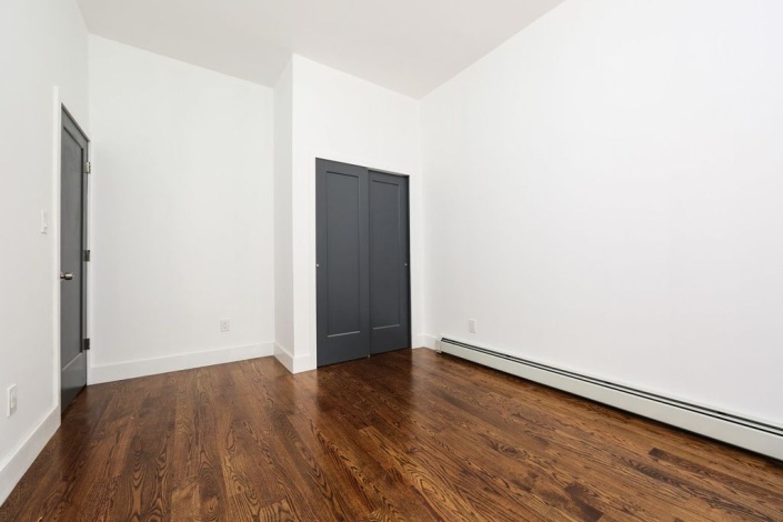 Brooklyn,New York 11207,In Contract,1107