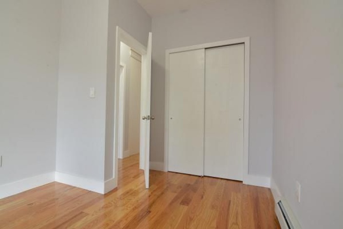 Brooklyn,New York 11207,Past Rentals,1112