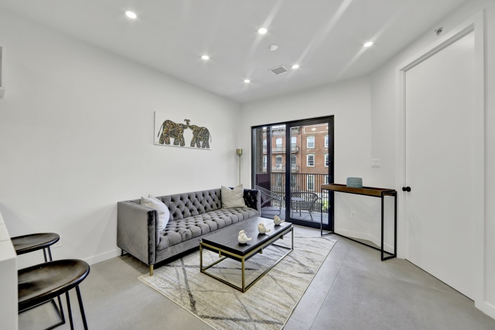 Brooklyn,New York 11211,Rental Building,1130