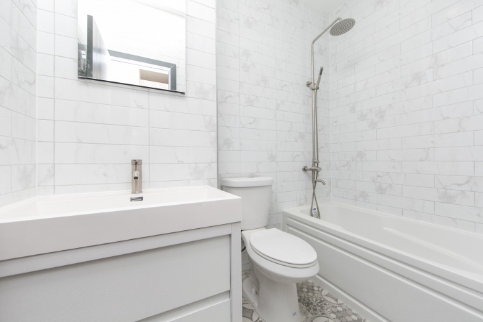 Brooklyn,New York 11208,Sold,1133
