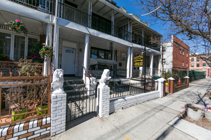 Brooklyn,New York 11208,Sold,1135