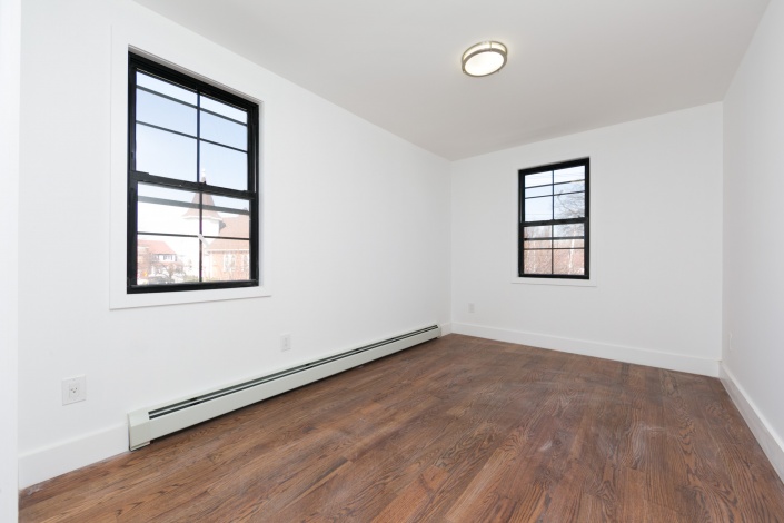 91-02 214th St,Queens Village,New York 11428,Sold,214th St,1142