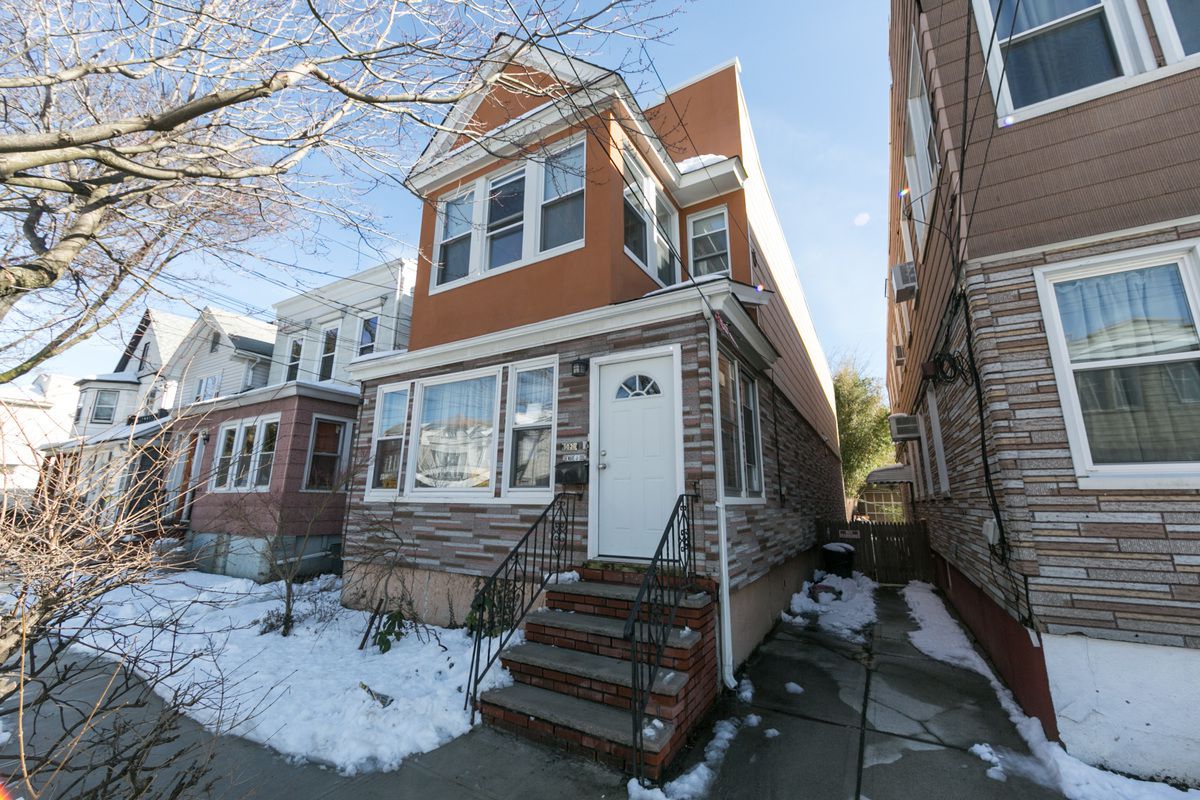 8026 90th Ave Woodhaven, Ny, 11421 Remodeled Homes For Sale