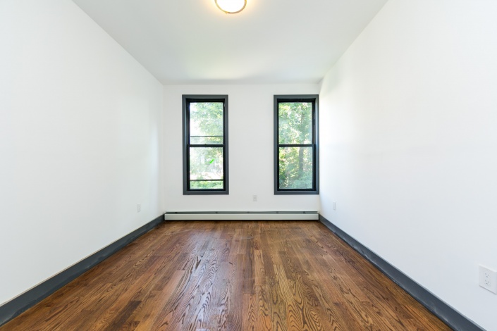 1137,Brooklyn,New York 11208,Sold,1137,1151