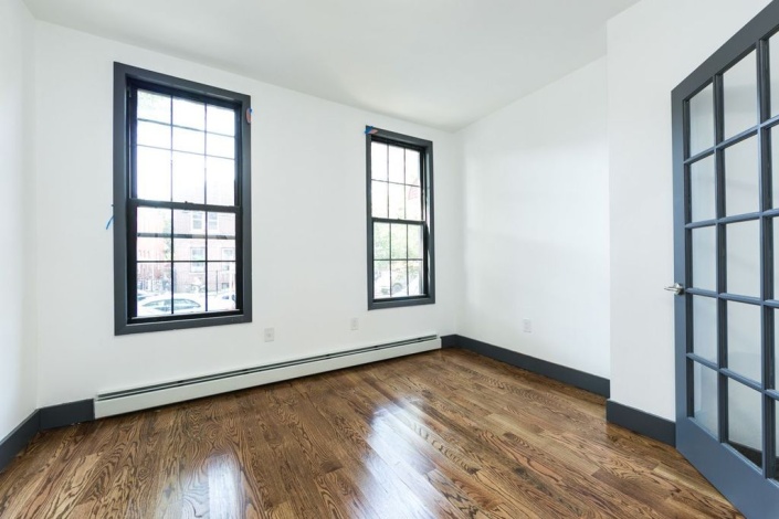 Brooklyn,New York 11207,Sold,1153
