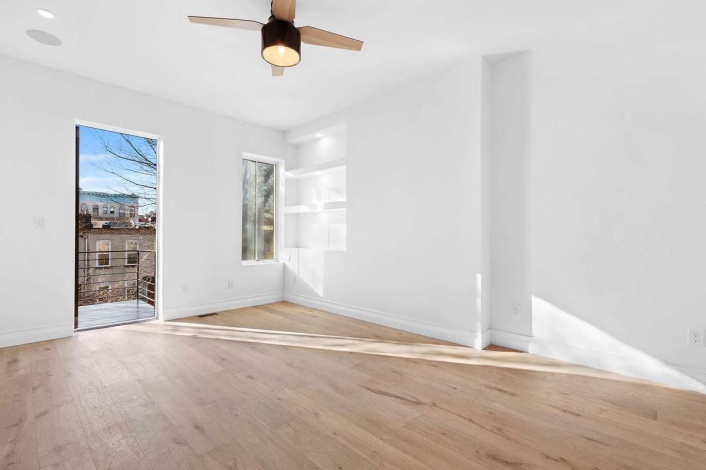 614 Decatur St,Brooklyn,New York 11233,Sold,Decatur St,1165