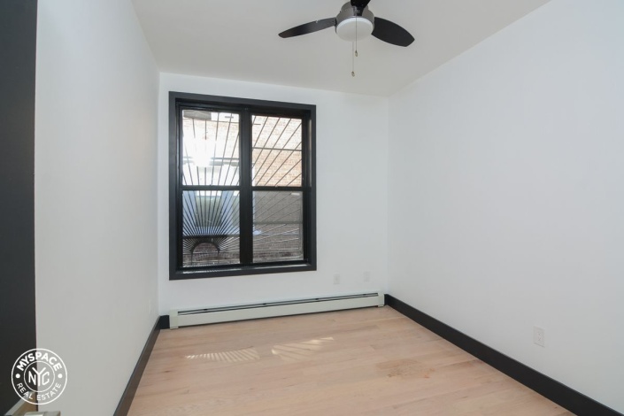 39 872 E th,Brooklyn,New York 11210,Past Rentals,872 E,1174