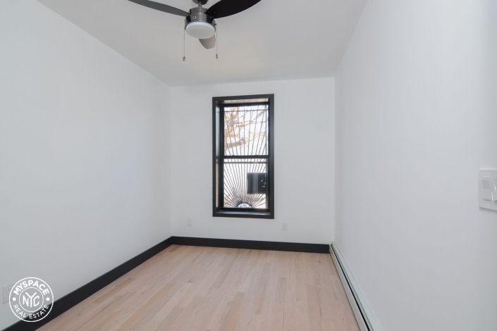 39 872 E th,Brooklyn,New York 11210,Past Rentals,872 E,1174