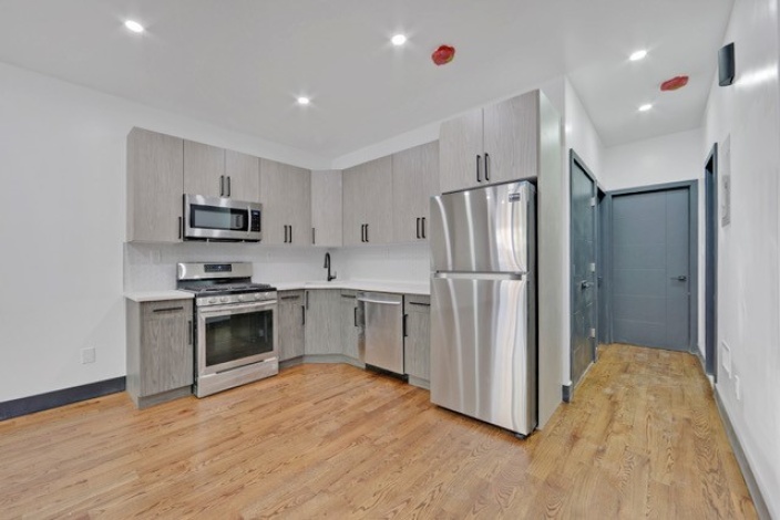 197 Autumn Ave,Brooklyn,New York 11208,Sold,197 Autumn Ave,1176