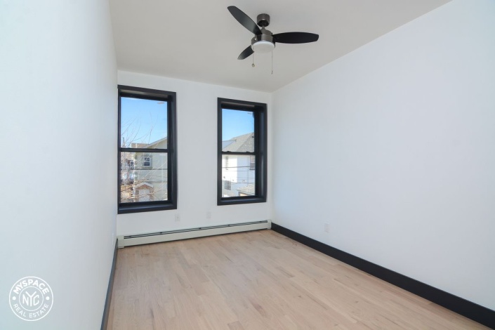 39 872 E th,Brooklyn,New York 11210,Past Rentals,872 E,1177