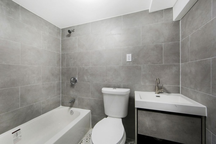 60-90 59th Rd,Maspeth,New York 11378,Sold,59th Rd,1178