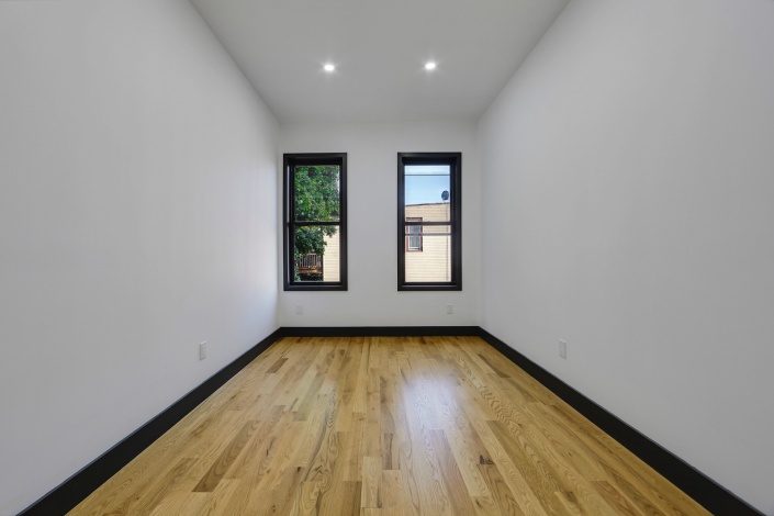 392 Ridgewood Ave,Brooklyn,New York 11208,Sold,392 Ridgewood Ave,1182