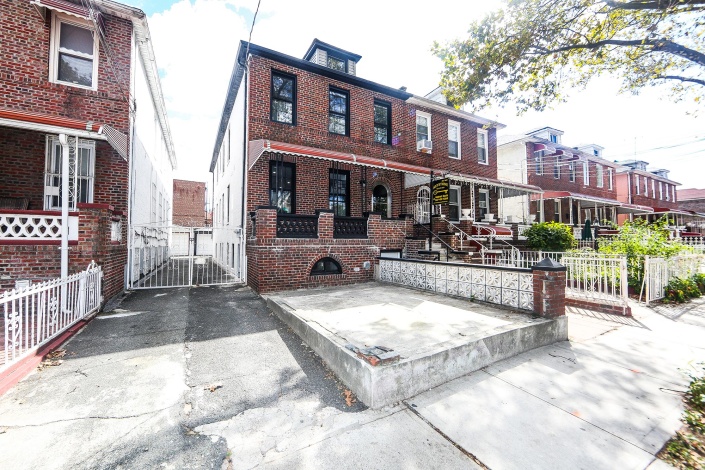 1008 Lenox Rd Rd,Brooklyn,New York 11212,Sold,Lenox Rd,1185