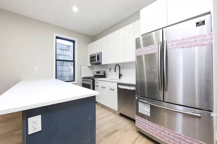 223 Jamaica Ave,Brooklyn,New York 11207,Sold,Jamaica Ave,1186