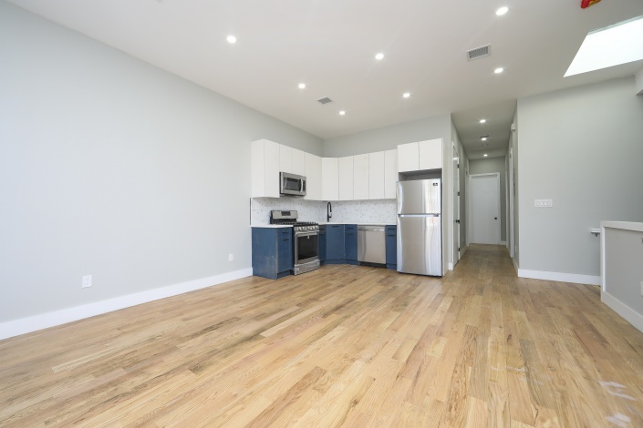 554 554,Brooklyn,New York,Sold,554,1188