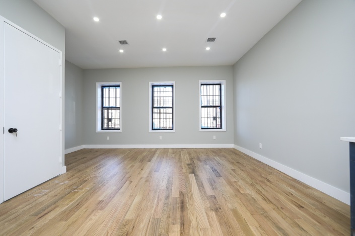 554 554,Brooklyn,New York,Sold,554,1188