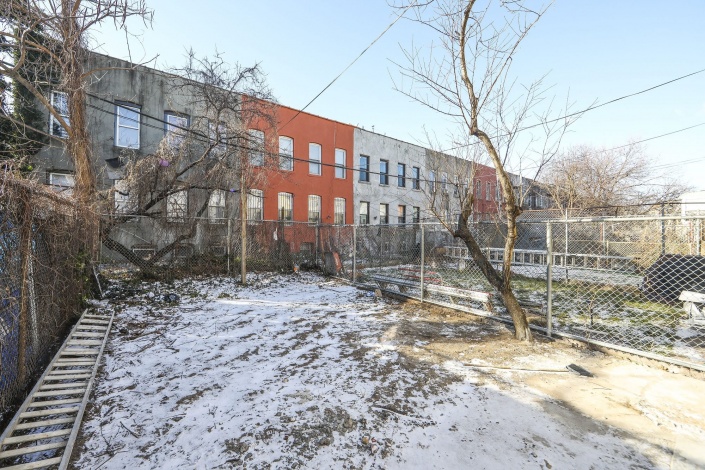 554 554,Brooklyn,New York,Sold,554,1188