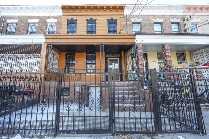 554 554,Brooklyn,New York,Sold,554,1188