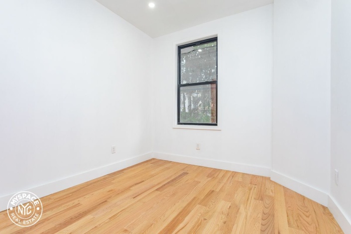 68 Aberdeen St Brooklyn,New York 11207,Past Rentals,Aberdeen St,1214