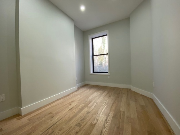 205 Lewis,Brooklyn,New York 11221,Past Rentals,Lewis ,1220