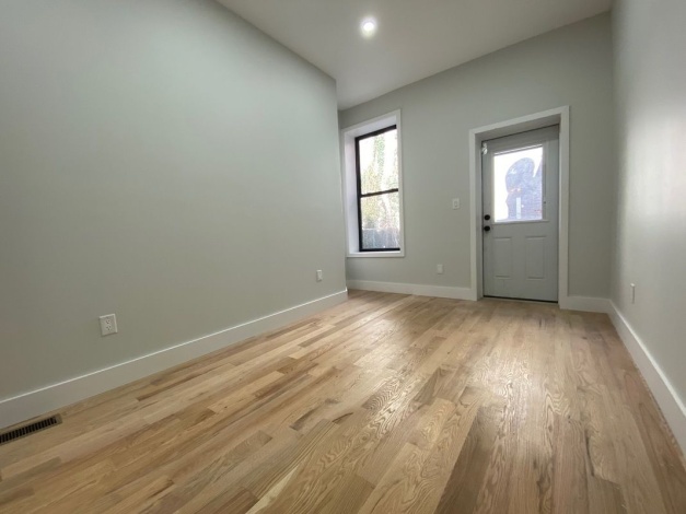 205 Lewis,Brooklyn,New York 11221,Past Rentals,Lewis ,1220