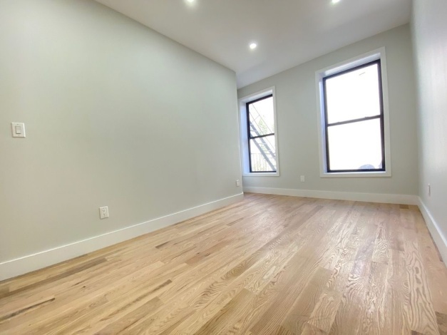 205 Lewis Brooklyn,New York 11221,Past Rentals,Lewis ,1221