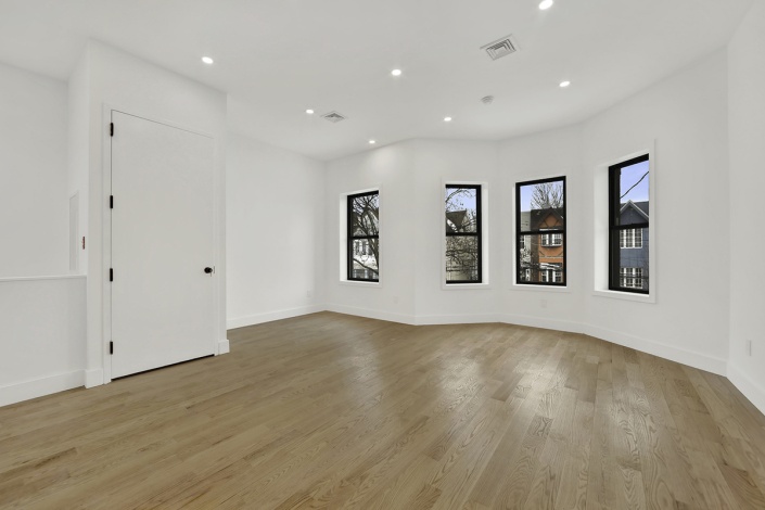 28 Shepherd Ave Brooklyn,New York 11208,Sold,28 Shepherd Ave,1237