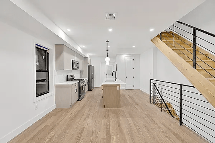 Brooklyn,New York 11226,For Sale,1268