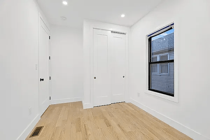 Brooklyn,New York 11226,For Sale,1268