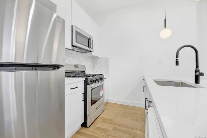 East New York,New York 11207,Sold,1271