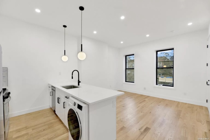 East New York,New York 11207,For Sale,1271