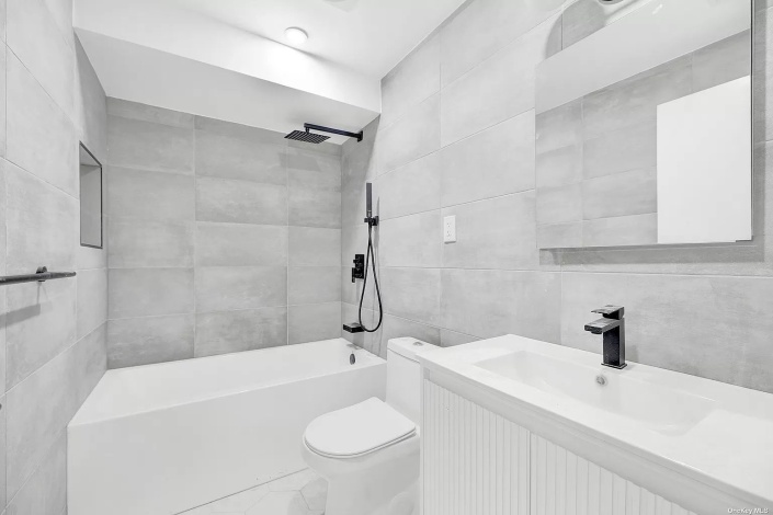 East New York,New York 11207,Sold,1271