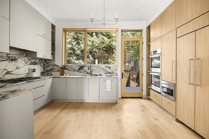 561 Putnam Ave,East New York,New York 11221,For Sale,Putnam Ave,1279