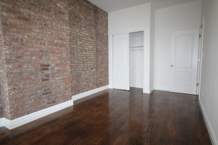 Brooklyn,New York 11207,Sold,1047